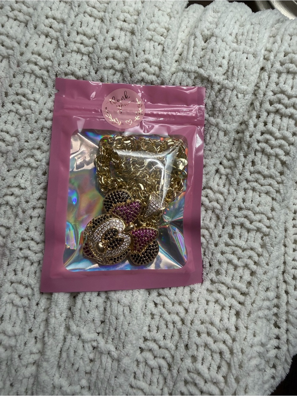 Gold-Tone Minnie Mouse Pendant Necklace with Pink Accents. NEW